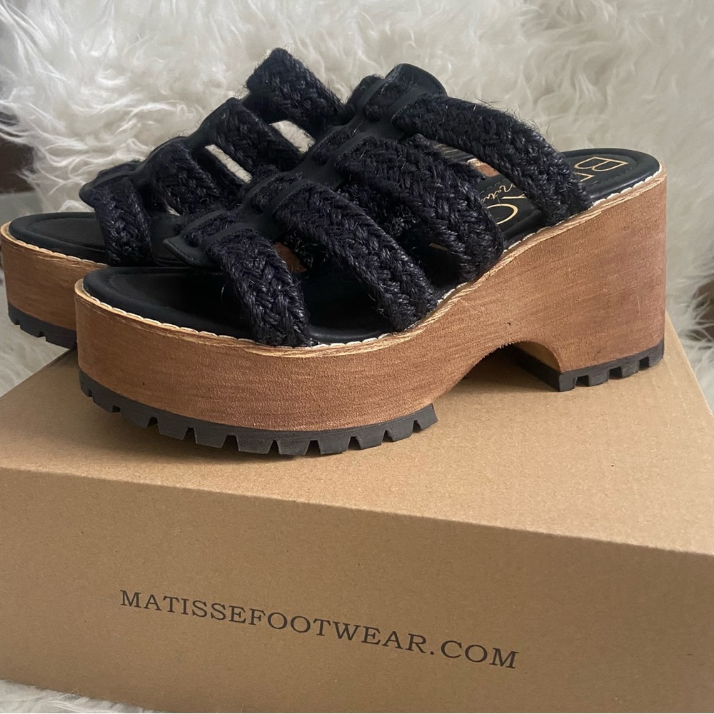 New Matisse Daze Jute Platform Sandals in Black - Picture 6 of 15